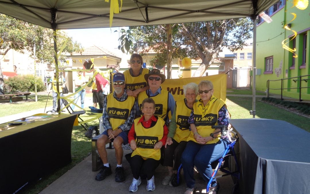 Bundaberg Residents go yellow for RUOK Day!